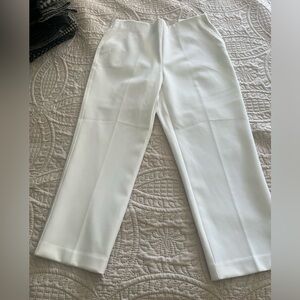 NWT Rachel Zoe size 8 crop pull on pant, white.